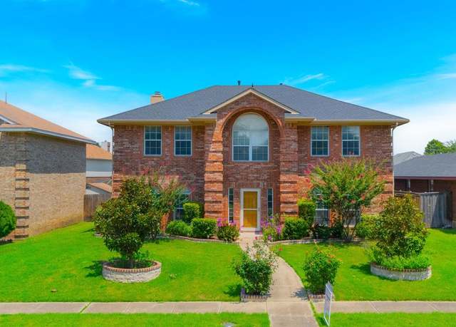 Property at 2305 Buckeye Dr, Mesquite, TX 75181, 5 beds, 3.5 baths