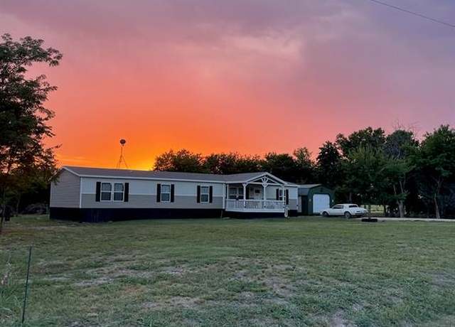 Property at 5740 County Road 1091, Celeste, TX 75423, 4 beds, 2 baths