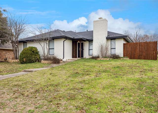 Property at 1903 Camellia St, Denton, TX 76205, 3 beds, 2 baths