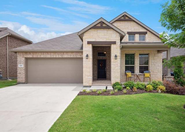 Property at 517 Big Horn Pass, Denton, TX 76210, 4 beds, 2 baths