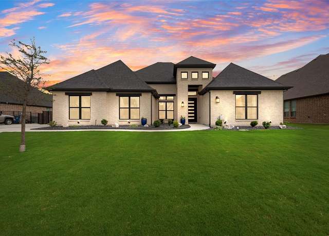 Property at 12480 Palmer Dr, Fort Worth, TX 76179, 4 beds, 3 baths