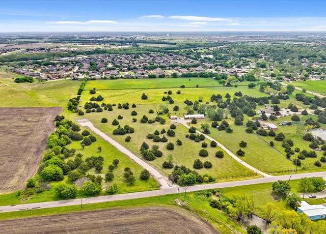 Property at 1320 Birch St, Royse City, TX 75189, 3 beds, 2 baths