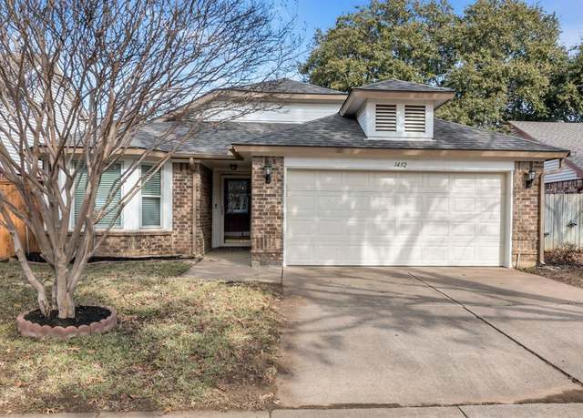 Property at 1432 Mockingbird Dr, Grapevine, TX 76051, 3 beds, 2 baths