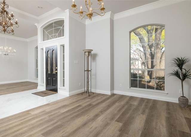 Property at 708 Sunkist Ln, Plano, TX 75025, 4 beds, 3 baths