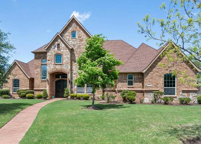 Property at 1038 Falcon Nest Dr, Kennedale, TX 76060, 4 beds, 3.5 baths