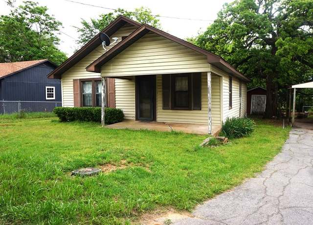 Property at 908 W Ford St, Denison, TX 75020, 2 beds, 1 bath