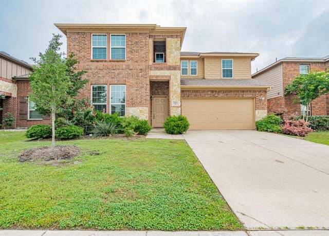 Property at 1211 Templin Ave, Forney, TX 75126, 5 beds, 4 baths