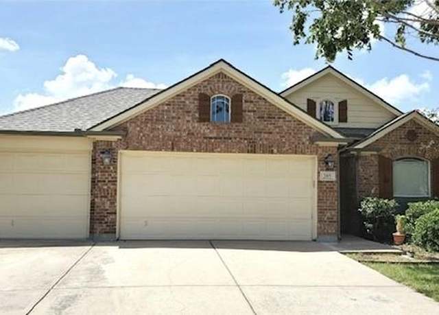 Property at 205 Bear Trl, Waxahachie, TX 75165, 3 beds, 2 baths