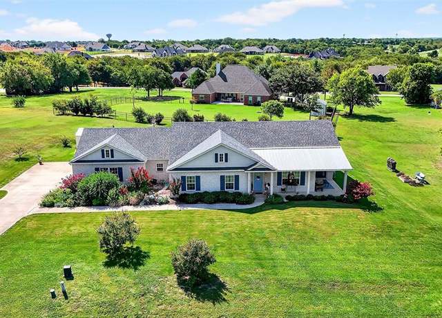 Property at 131 Whispering Winds Dr, Gunter, TX 75058, 3 beds, 2 baths