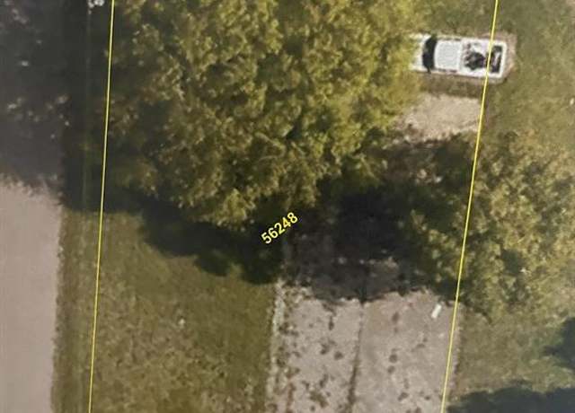 Property at 900 Malone St, Brownwood, TX 76801