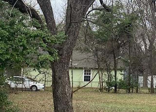 Property at 827 S Turner Ave, Tyler, TX 75701