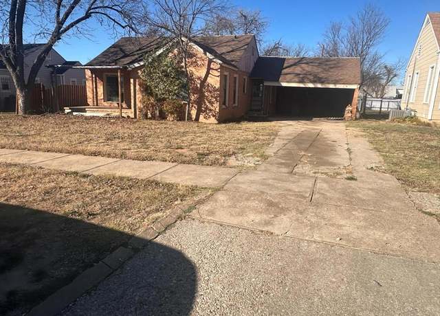 Property at 205 Hollywood St, Coleman, TX 76834, 2 beds, 1 bath