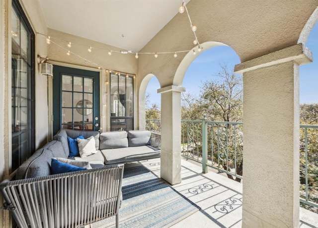 Property at 3105 San Jacinto St #304, Dallas, TX 75204, 2 beds, 2 baths
