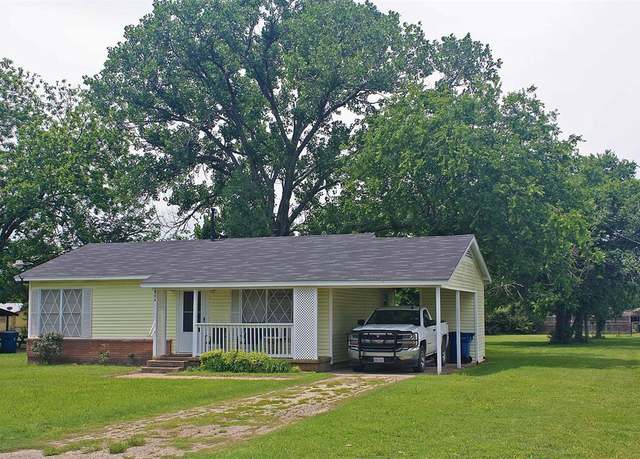 Property at 205 N Texas St, Whitney, TX 76692, 2 beds, 2 baths