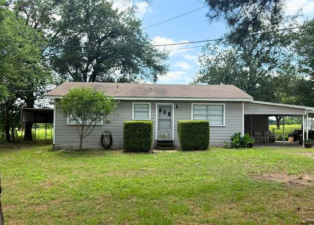 Property at 3004 Fm 857, Grand Saline, TX 75140, 3 beds, 1 bath