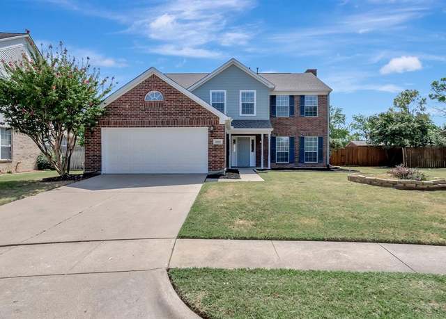 Property at 8000 Crazy Horse Ln, Fort Worth, TX 76137, 5 beds, 2.5 baths