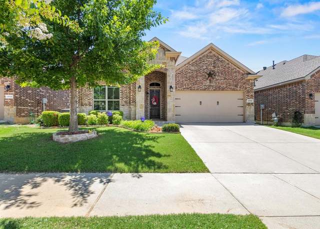 Property at 2508 Pioneer Dr, Denton, TX 76210, 4 beds, 2 baths