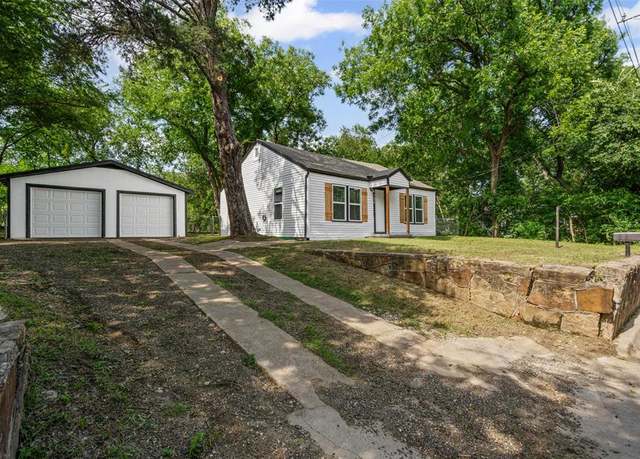 Property at 307 Soward Ave, Weatherford, TX 76086, 2 beds, 1 bath