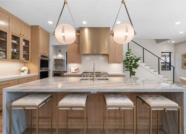 Property at 7314 Morton St, Dallas, TX 75209, 4 beds, 5 baths