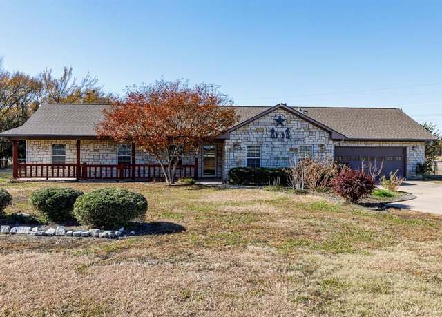Property at 842 Dowell Rd, Rockwall, TX 75032, 3 beds, 2.5 baths