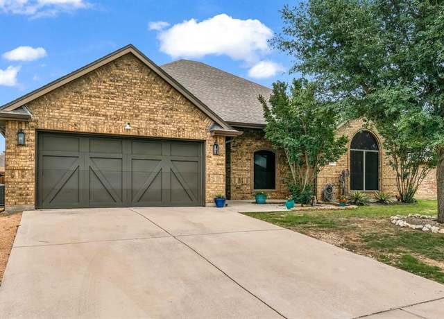 Property at 110 Emilie Ct, Weatherford, TX 76087, 4 beds, 2 baths