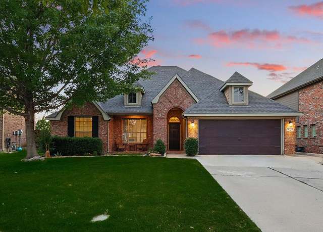 Property at 12705 Creamello Ave, Fort Worth, TX 76244, 4 beds, 2 baths