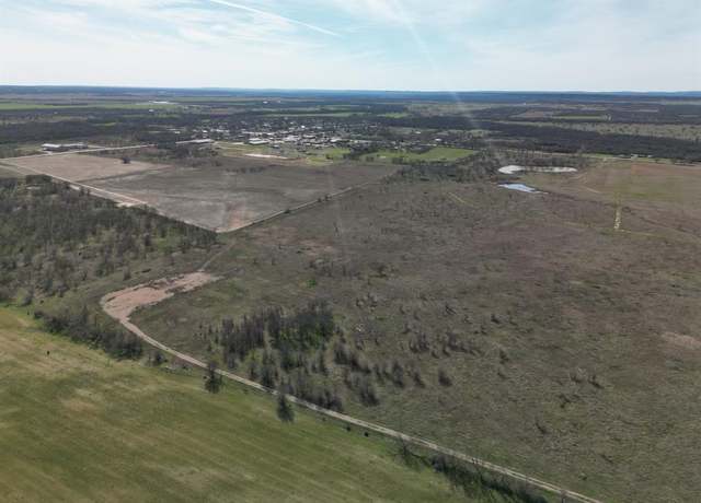 Property at 910 Prairie View Rd, Perrin, TX 76486