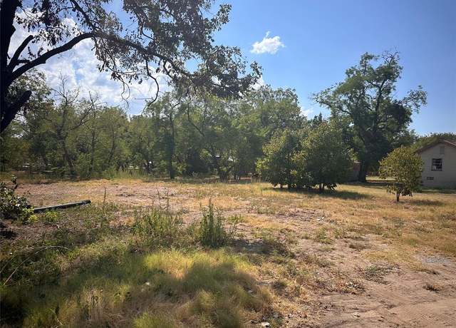 Property at 417 S Humphrey St, De Leon, TX 76444