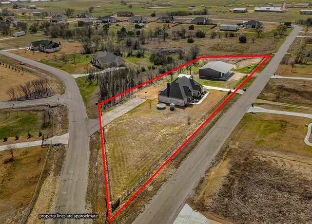 Property at 2000 Pinnell NONE, Weatherford, TX 76088, 4 beds, 2 baths