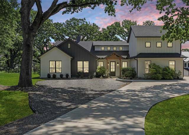 Property at 8919 Southern Shore Ct, Kemp, TX 75143, 5 beds, 3.5 baths