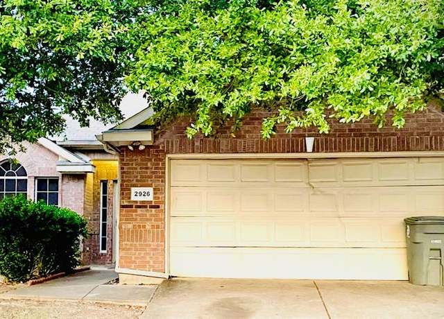 Property at 2926 Cowboy Dr, Dallas, TX 75237, 3 beds, 2 baths