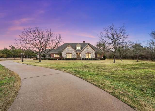 Property at 10807 Old Mill Rd, Greenville, TX 75402, 4 beds, 3.5 baths
