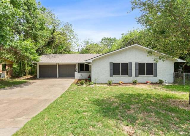 Property at 709 Fairway Rd, Woodway, TX 76712, 3 beds, 2 baths