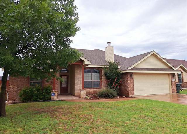 Property at 334 Miss Ellie Ln, Abilene, TX 79602, 3 beds, 2 baths