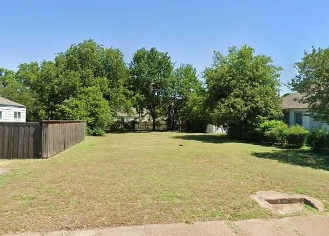Property at 1035 Strickland St, Dallas, TX 75216