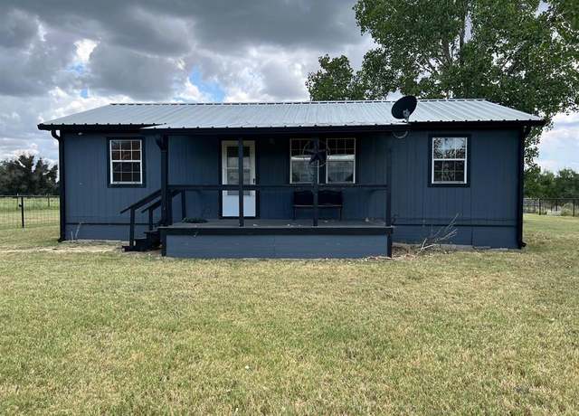 Property at 517 County Road 165, Sidney, TX 76474, 2 beds, 2 baths