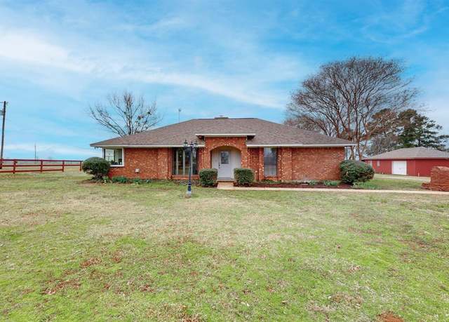 Property at 1401 Vz County Road 3411, Wills Point, TX 75169, 4 beds, 3 baths