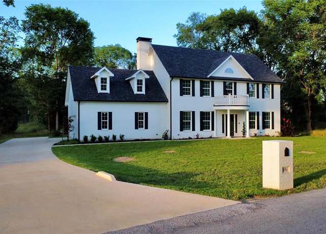 Property at 656 Calmwater Ct, Mabank, TX 75143, 4 beds, 2.5 baths