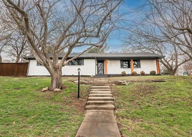 Property at 1700 Versailles Rd, Fort Worth, TX 76116, 3 beds, 2 baths