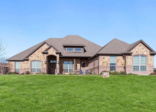 Property at 258 Scenic View Dr, Aledo, TX 76008, 4 beds, 3.5 baths
