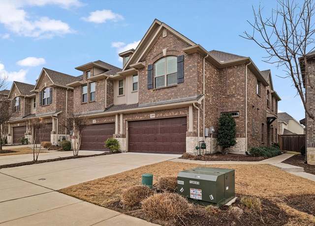 Property at 2975 Stunning Dr, Little Elm, TX 75068, 3 beds, 3.5 baths