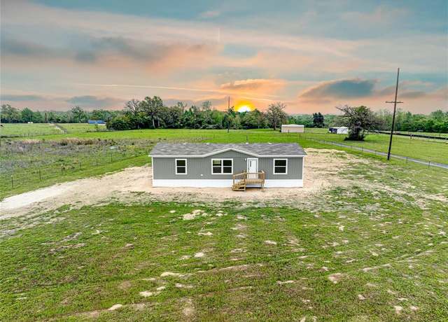 Property at 873 Golden Acres, Buffalo, TX 75831, 3 beds, 2 baths