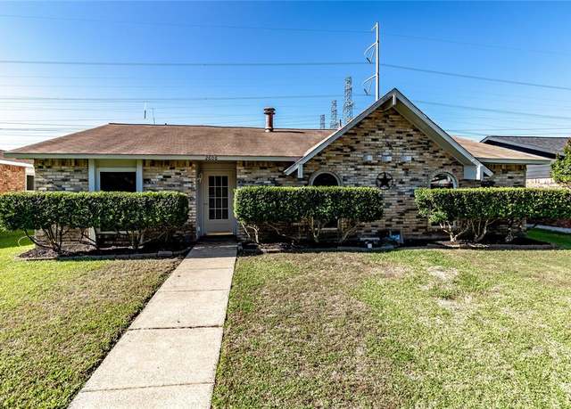 Property at 2606 Cedar Elm Ln, Garland, TX 75043, 3 beds, 2 baths