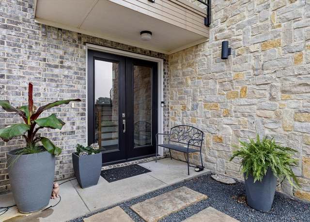 Property at 299 Harborview Dr, Rockwall, TX 75032, 3 beds, 2.5 baths