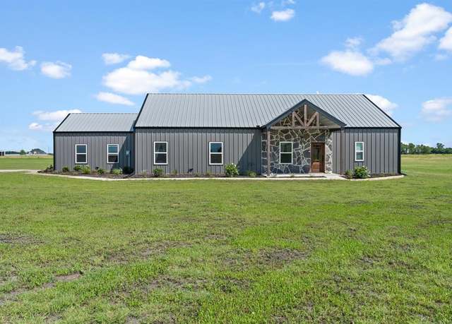 Property at 3220 Fm 55, Waxahachie, TX 75165, 4 beds, 3 baths