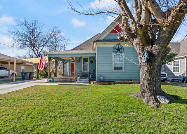 Property at 1409 N Robinson St, Cleburne, TX 76031, 2 beds, 1 bath