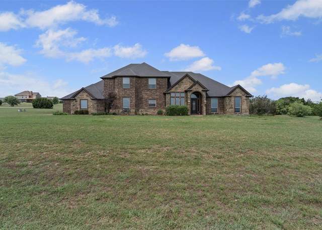 Property at 212 Tara Ln, Aledo, TX 76008, 4 beds, 4.5 baths