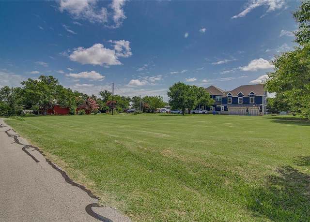Property at 201 Dawson St, Mansfield, TX 76063