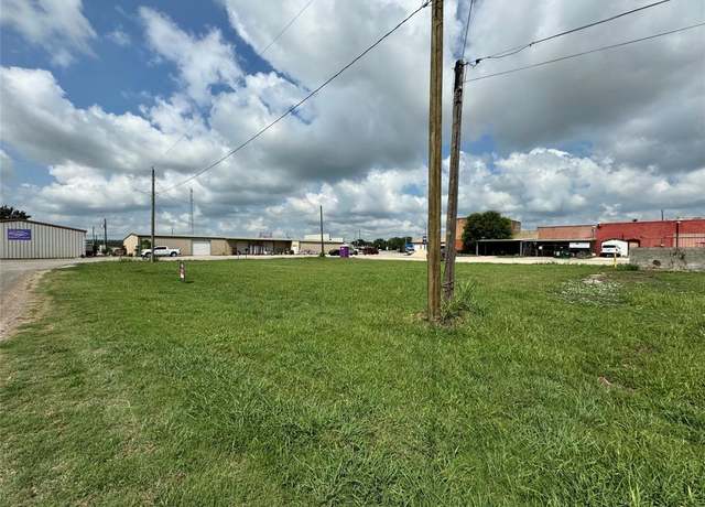 Property at 104 S 3rd St, Godley, TX 76050