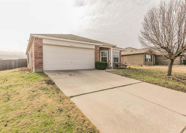 Property at 1416 Feather Crest Dr, Krum, TX 76249, 3 beds, 2 baths